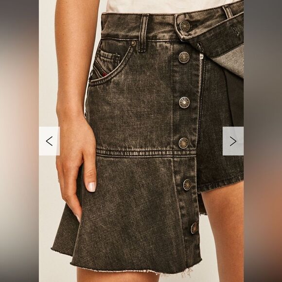 Diesel NWT Mini 5 Pocket Black Denim Skirt De-Bethy Pleated Skirt Size 25 - Picture 1 of 10